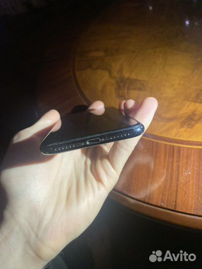 Телефон iPhone на запчасти