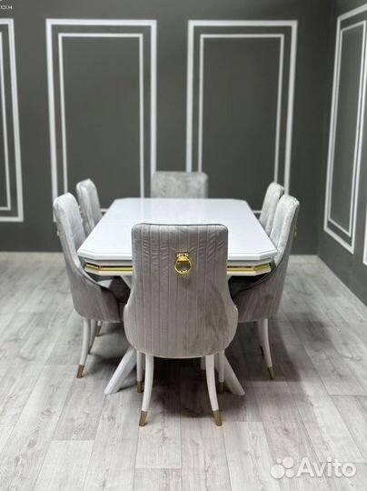Стол и стулья в гостиную.Оплата при получении