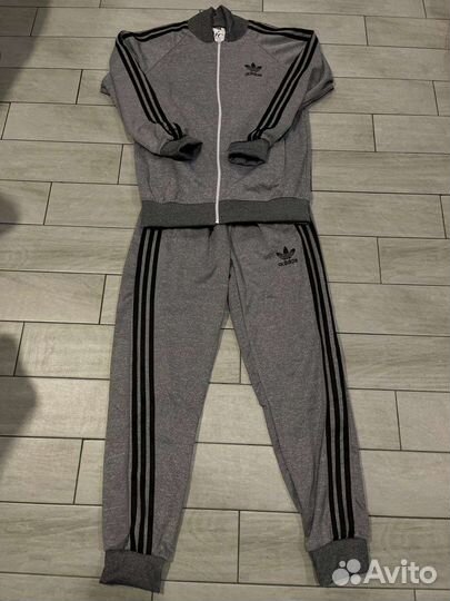 Мужской спортивный костюм adidas
