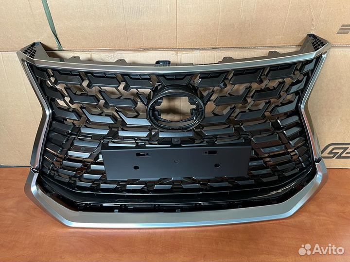 Решетка радиатора Lexus LX570 Heritage