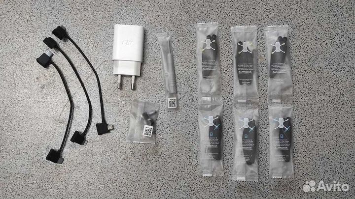 Квадрокоптер DJI Mavic Mini 2 Combo