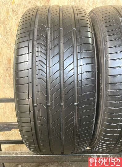 Kumho Majesty 9 Solus TA91 215/50 R17 95P