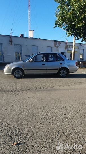Suzuki Swift 1.3 AT, 2001, 261 000 км