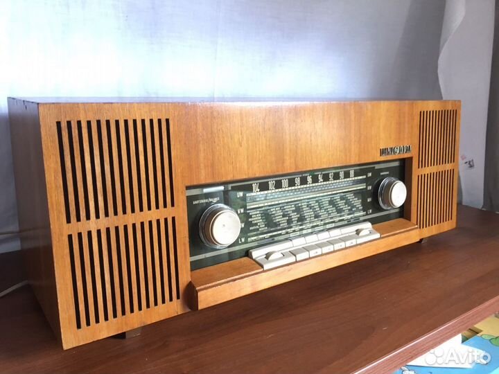 Loewe Opta Luna stereo