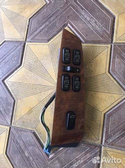 Кнопки стеклоподъемников Toyota camry v40