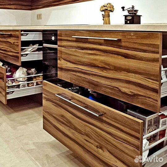 Кухня в стиле хай тек на заказ