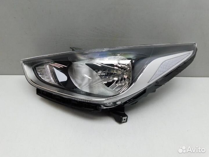 Фара левая Hyundai Solaris