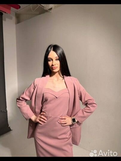 Костюм женский