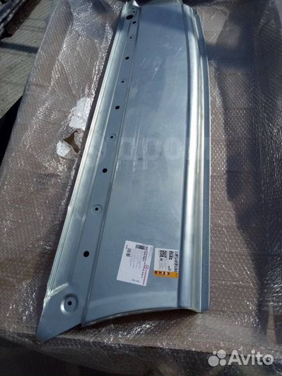 Панель боковины (задняя нижняя левая) мерседес спр