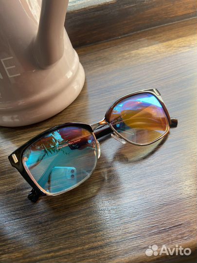 Солнечные очки