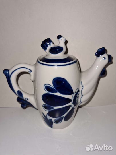 Чайник / молочник гжель