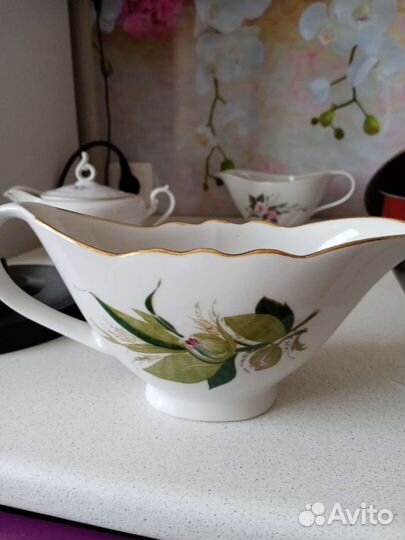 Фарфоровый соусник