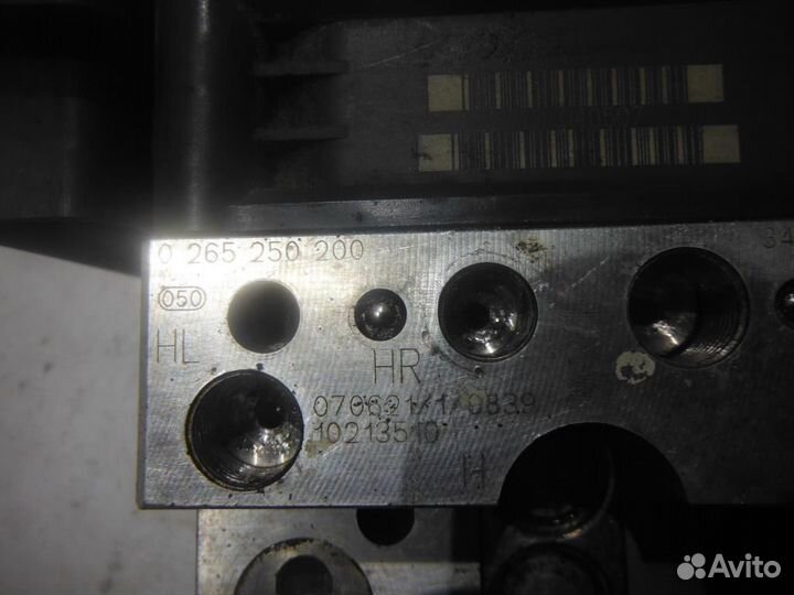 Блок ABS (насос) BMW X5 E70 2007-2013