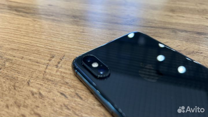 iPhone Xs, 64 ГБ