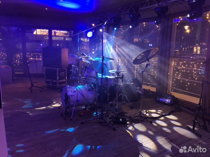 Аренда звукового светового и видео оборудования