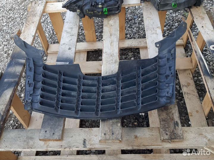 Решетка радиатора Крайслер PT cruiser