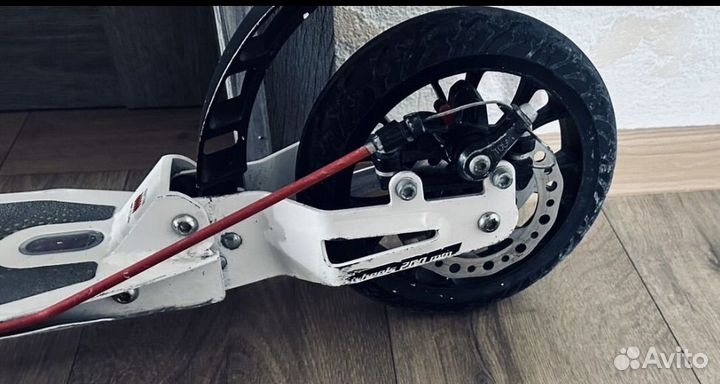 Самокат алюминевая рама.дисков тормоза