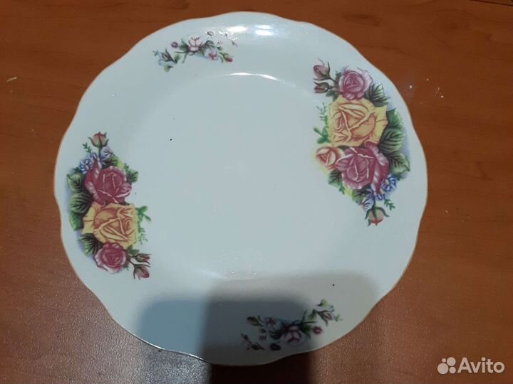 Тарелка китайский,иранский фарфор