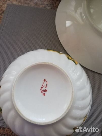 Блюдо, салатник, селедочница Дулево