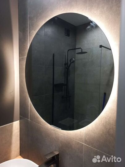 Круглое зеркало с подсветкой