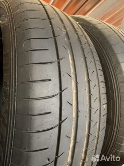 Dunlop D87M 235/65 R17