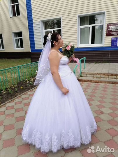 Свадебное платье