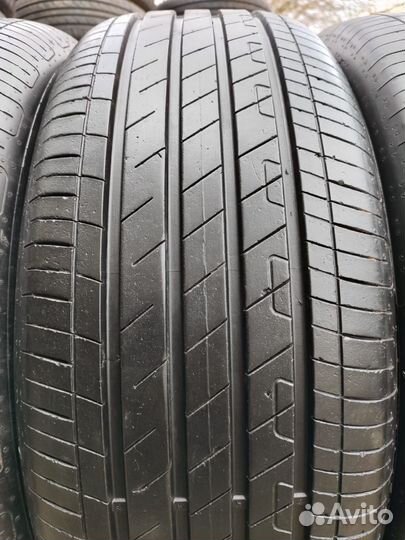 Goodyear EfficientGrip Performance 235/55 R19 и 255/50 R19 103T