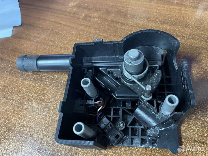 Фаркоп Mercedes W211 седан