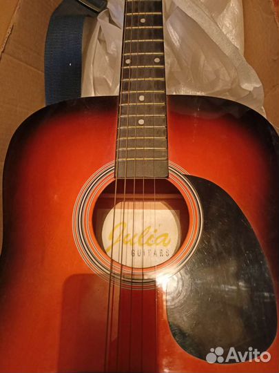 Акустическая гитара Julia полноразмерная