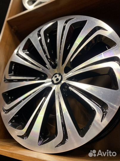 Диски R22 5x130 Bentley Bentayga