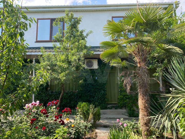 Комната 25 м², 1/2 эт.