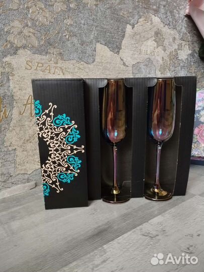 Бокалы для шампанского