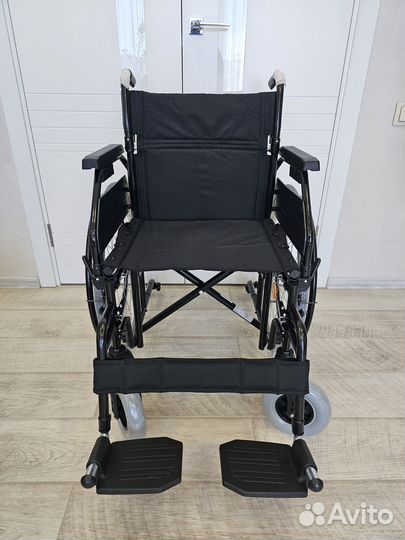 Коляска инвалидная