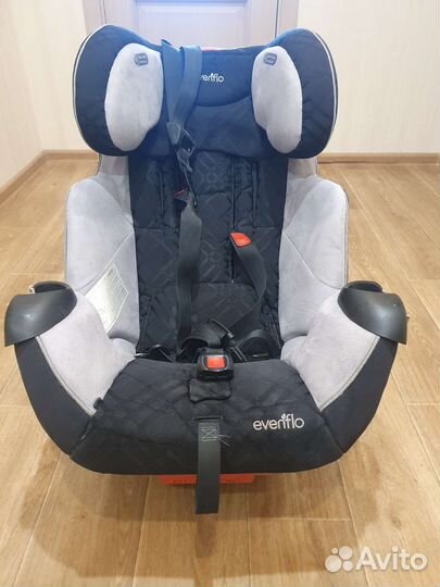 Детское автокресло Evenflo