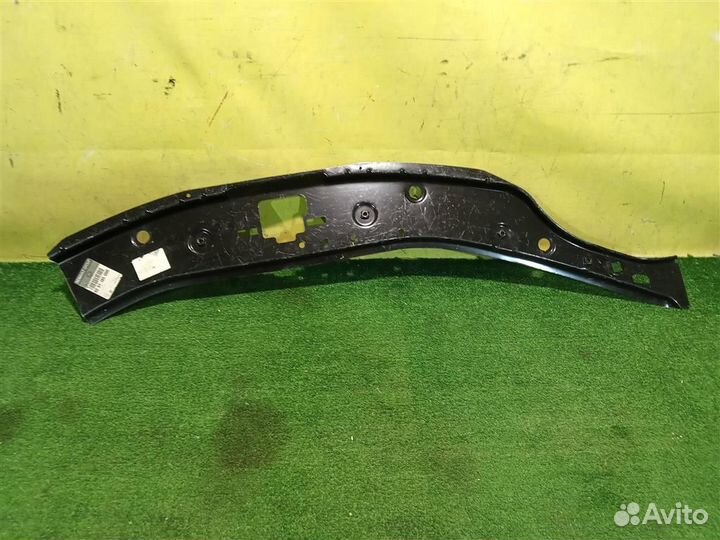 Элемент передней панели Renault Sandero 2009