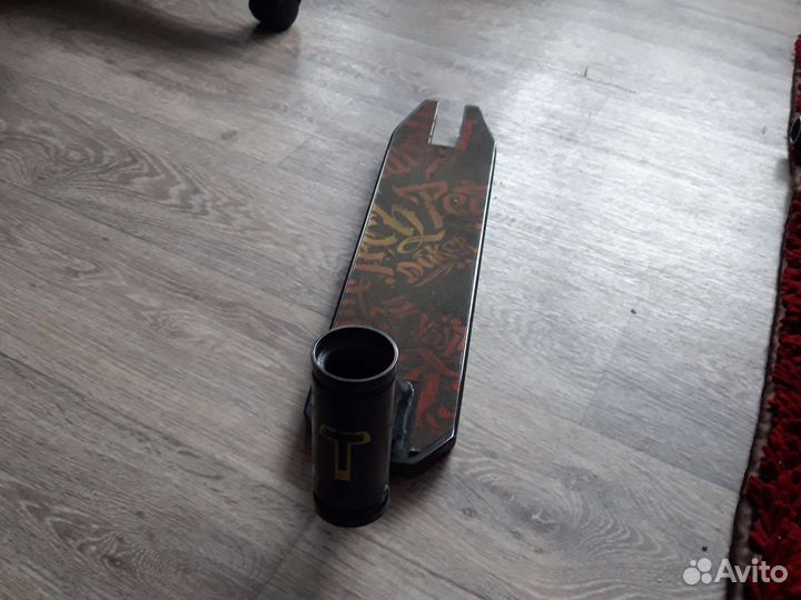 Дека от трюкового самоката tech team duker 101