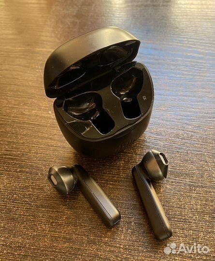 Блютуз наушники JBL Tune 225TWS