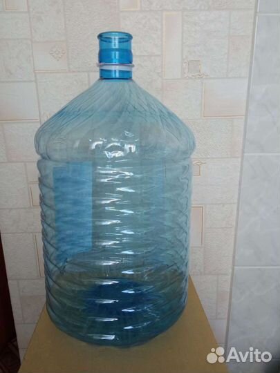 Бутыли пластиковые 19л