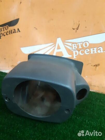 Кожух рулевой колонки Toyota Corona седан 1.8