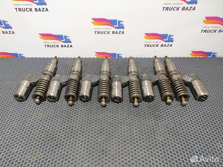 1943974 Комплект форсунок топливных