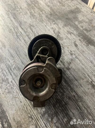 Натяжные ролики BMW 7 E65