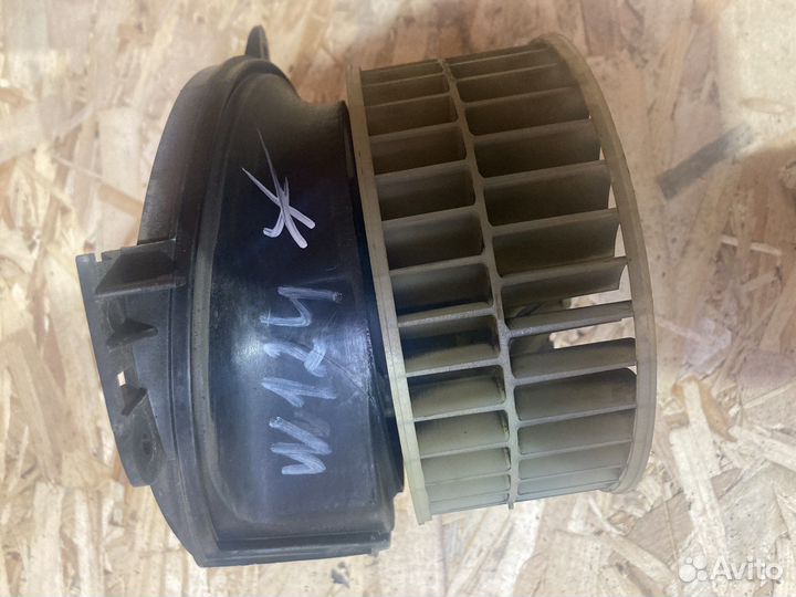 Моторчик печки Mercedes w124