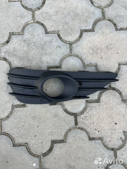 Решетка в бампер опель астра h