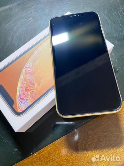 iPhone Xr, 64 ГБ