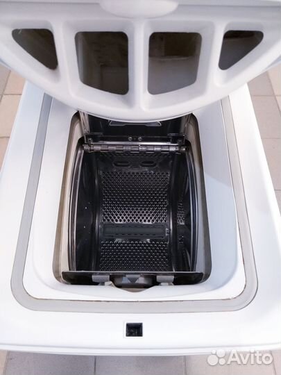 Стиральная машина Ariston