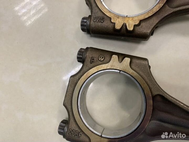 Поршень с шатуном Skoda Fabia 5J5 CGP 2012