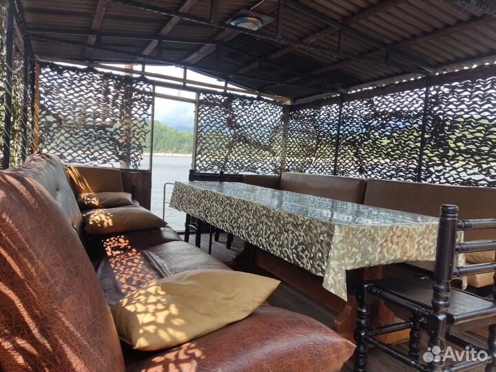 Баржа Гимс, плавдача