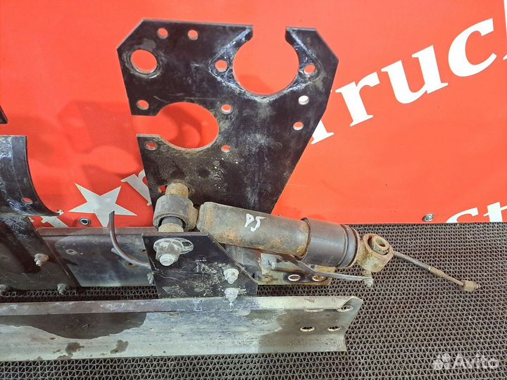 Кронштейн перекидок Daf XF105