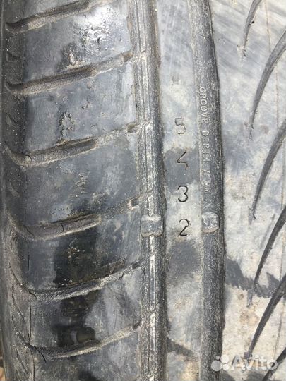 Nokian Tyres NRVi 255/50 R19