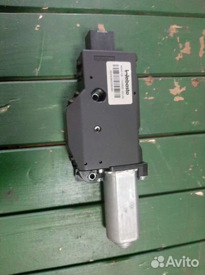 Мотор люка Infiniti M25 M37 M56 Q70 Y51